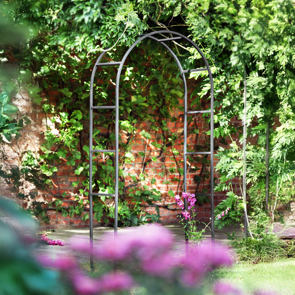 Tom Chambers 2.2 x 1.1m Black Powder Coated Steel Frame Garden Flower Arch Image 1