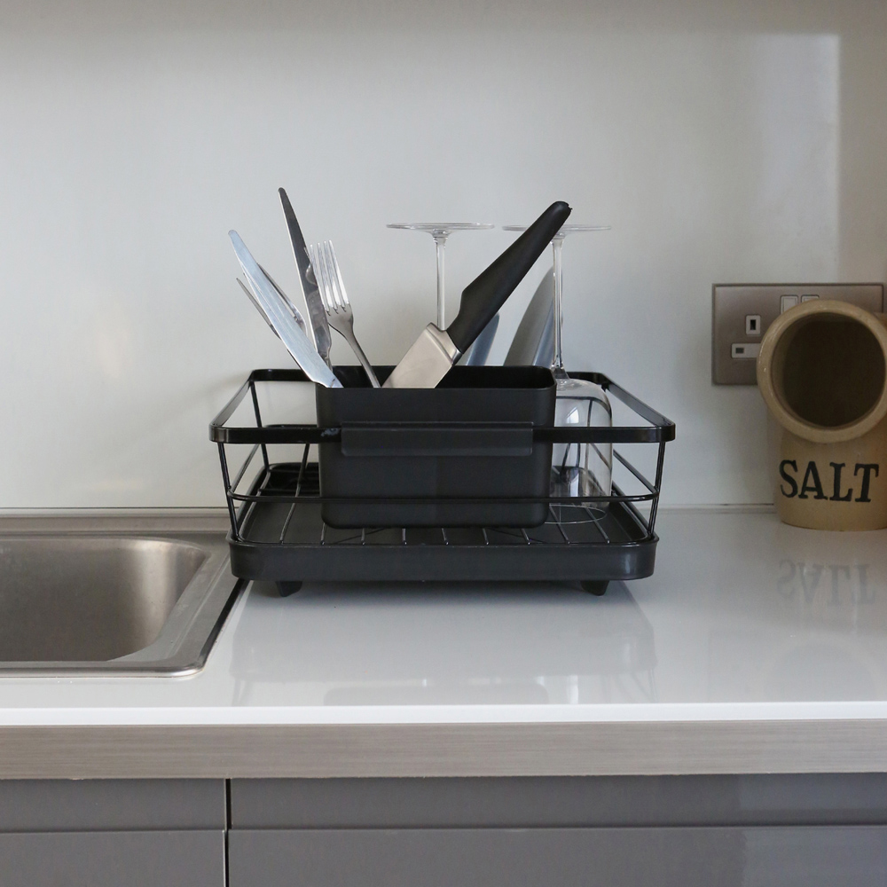 Harbour Housewares Black Metal Dish Drainer Rack with Drip Tray Image 3