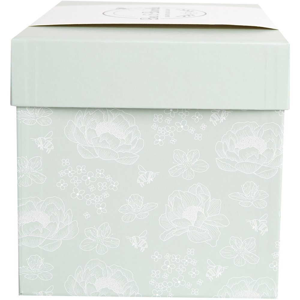 Bee & Bumble Beige Cocoa Butter Lip Balm Craft Kit Image 4
