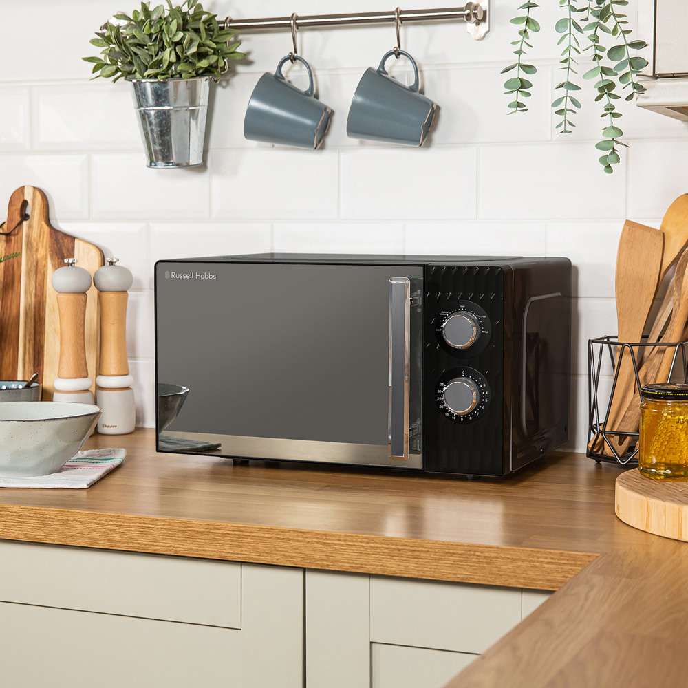 Russell Hobbs RHMM715B Black Honeycomb 17L Microwave Image 2