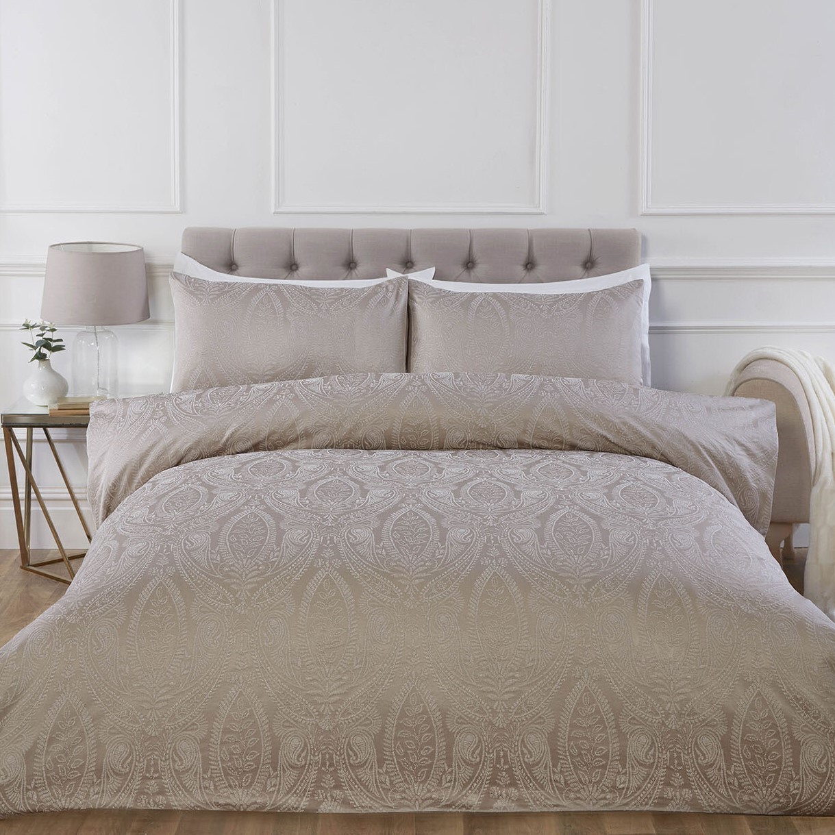 Penelope Jacquard Duvet Set - Champagne / King Image 1