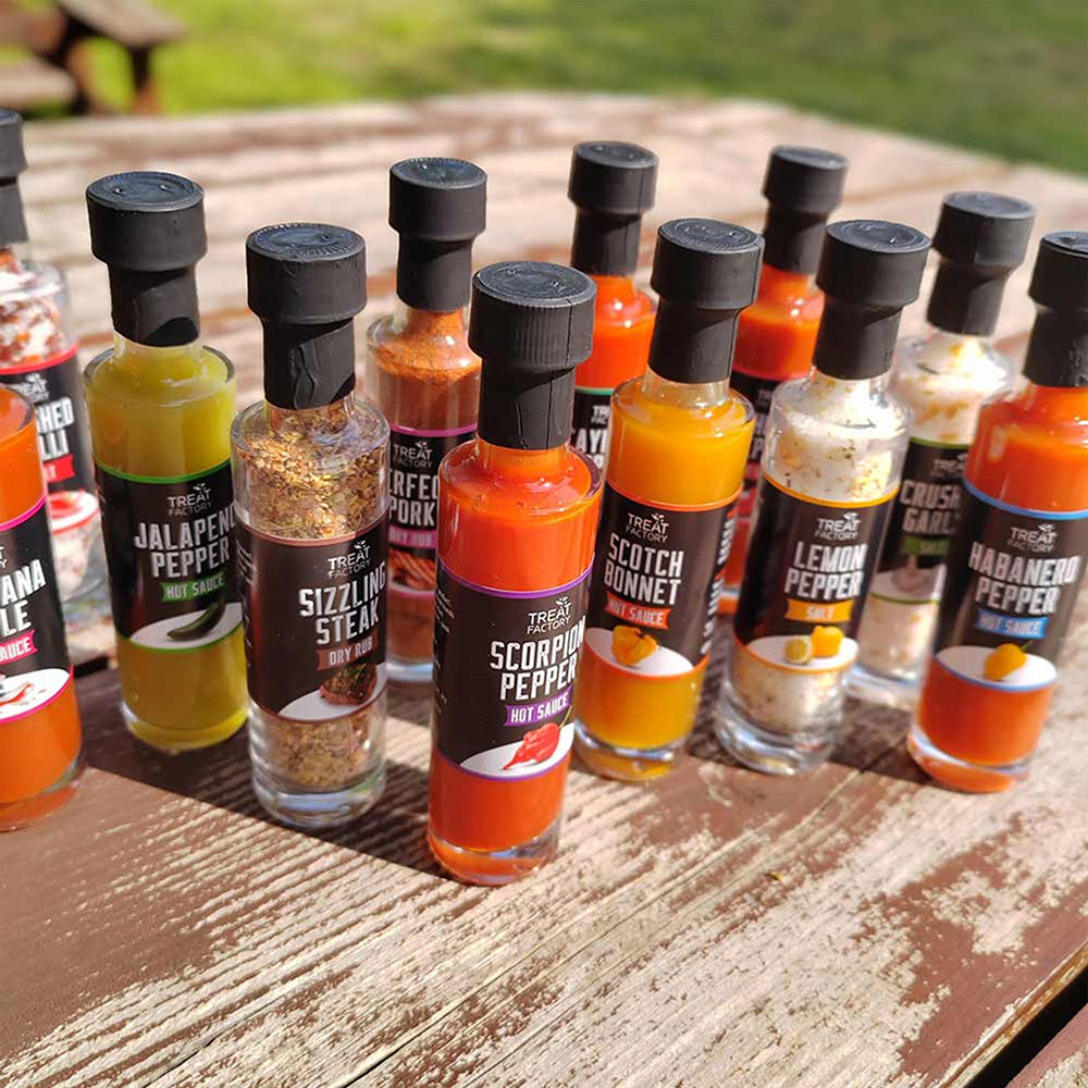Red5 Hot Sauce and Rub 12 Pack Image 2