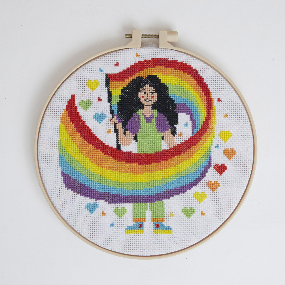 Simply Make Person with Flag Cross Stitch Kit Image 7