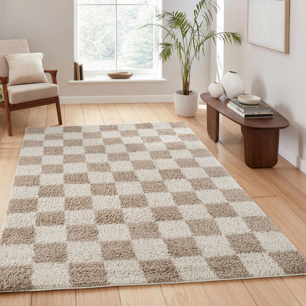 Desire Rugs Chester Beige Shaggy Checkered Rug 120 x 170cm Image 2