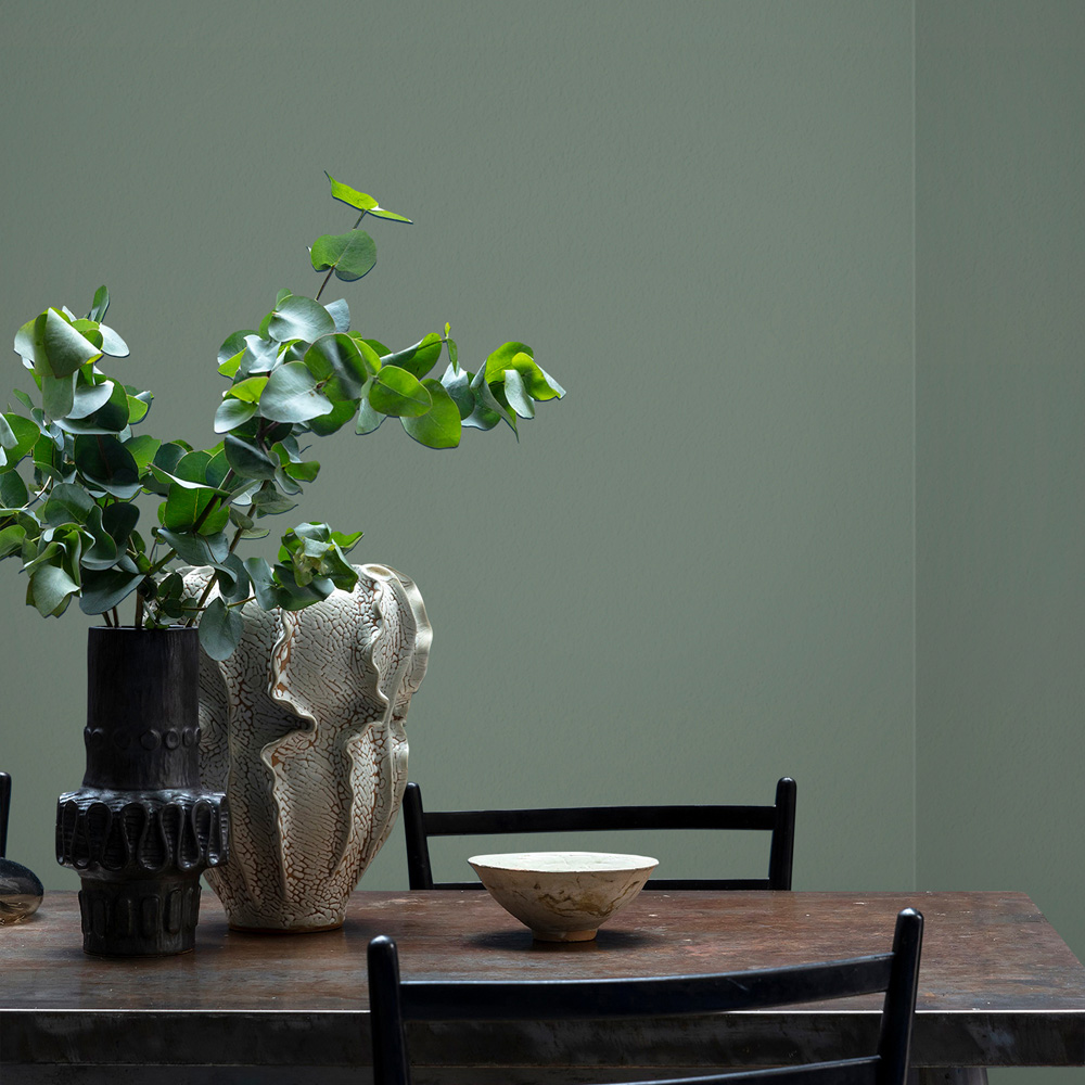 Craig & Rose Kitchen and Bathroom Pullman Green Eggshell Paint 750ml Image 4