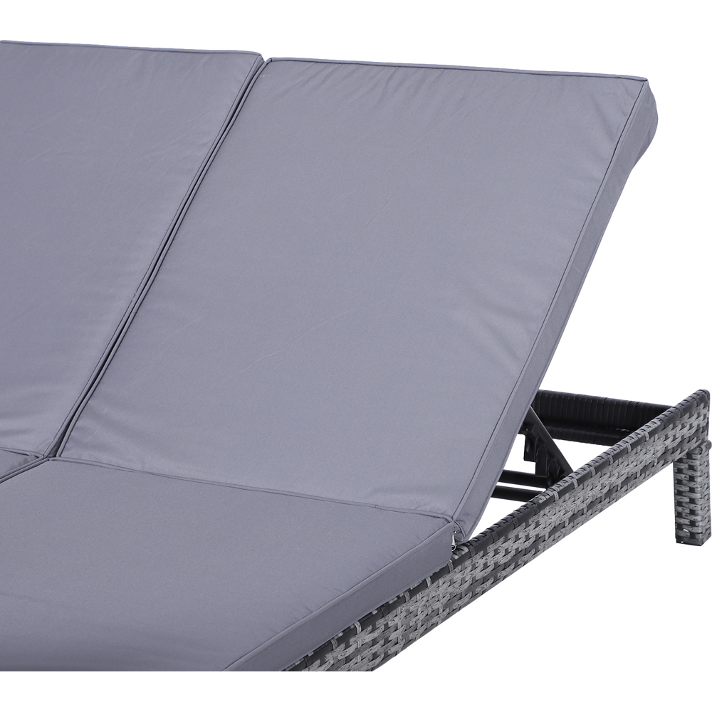 Outsunny 2 Seater Grey Rattan Sun Lounger Image 3
