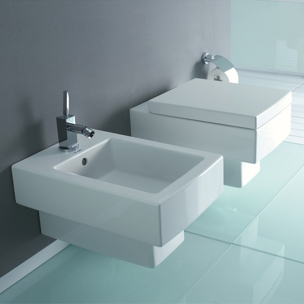 Duravit Vero White Soft Close Toilet Seat and Cover 340 x 428mm Image 2