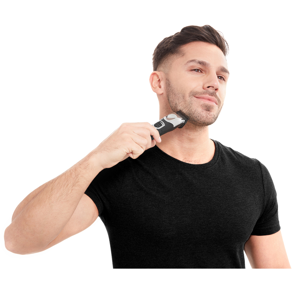 Wahl 4-in-1 Lithium Ion Precision Multi-Groomer Trimer with Interchangeable Heads Image 6