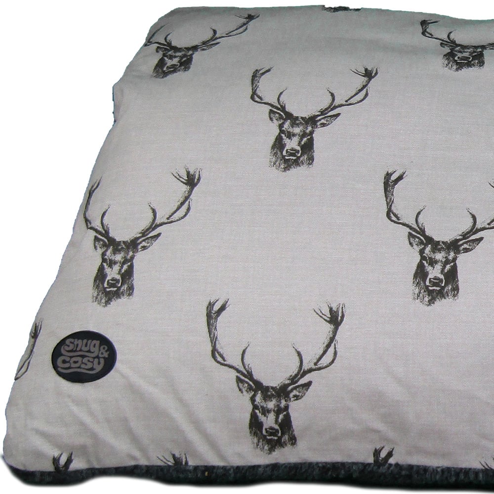 Snug & Cosy Stag Print Large Pet Lounger Bed Image 2