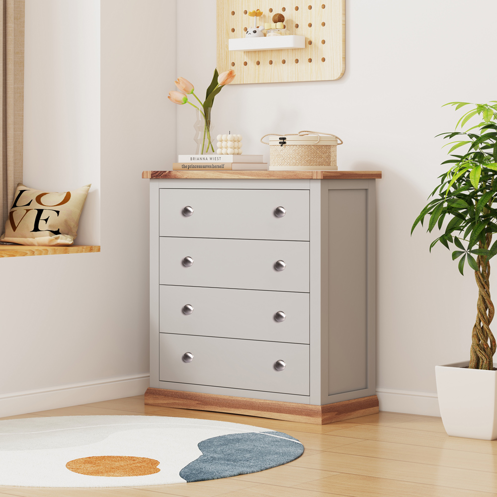 Bomporto 4 Drawer Light Grey Chest of Drawers with Chrome Knobs Image 5