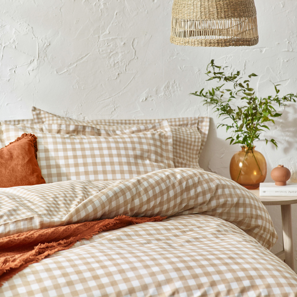 Yard Barton Super King Size Biscuit Check Printed 144 Thread Count Duvet Cover and Pillowcase Set Image 2