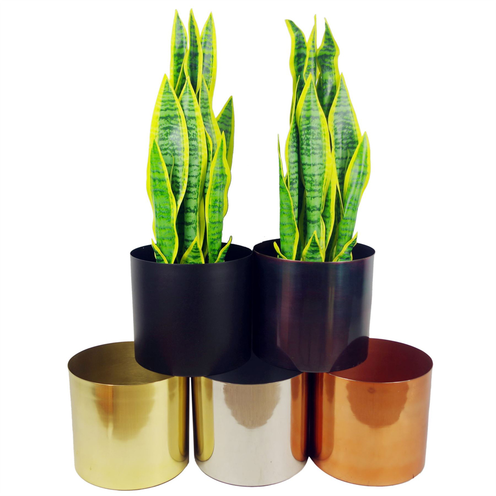 Leaf Polished Gold Finish Metal Planter 20 x 18cm Image 7