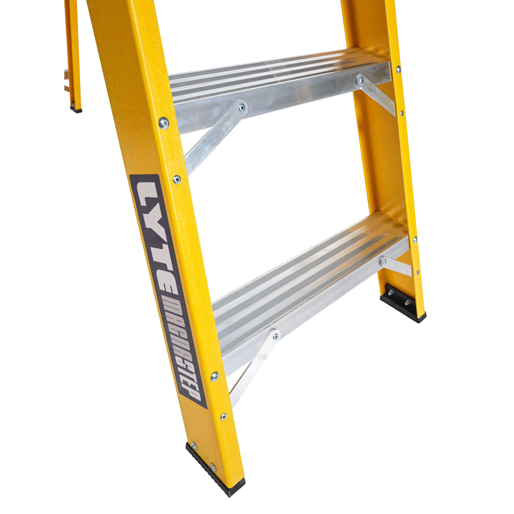 Lyte Ladders and Towers MagnaStep 7 Tread Glassfibre Swingback Step Ladder Image 3
