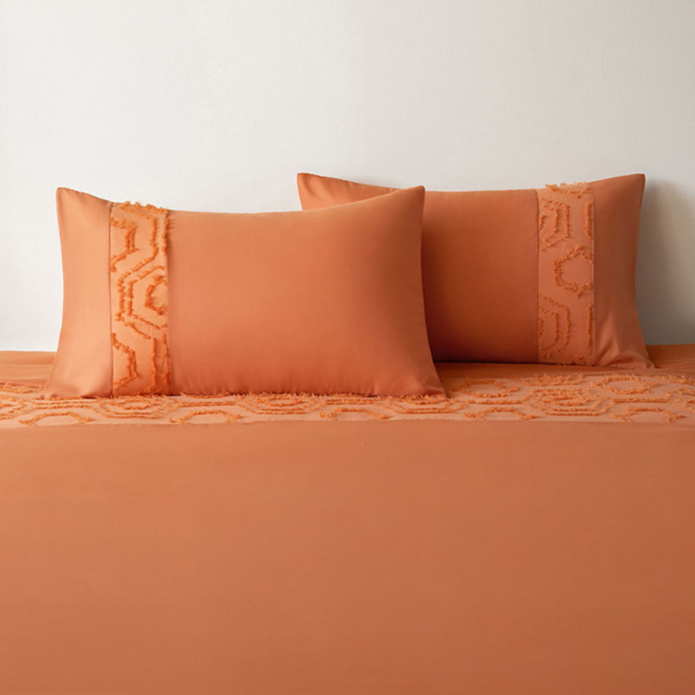 Velosso Hex Double Spice Tufted Duvet Set Image 3