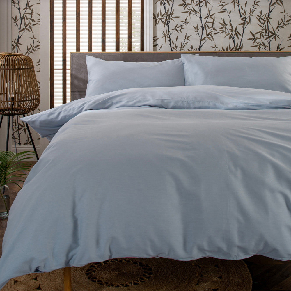 The Lyndon Company Super King Size Powder Blue Duvet Set Image