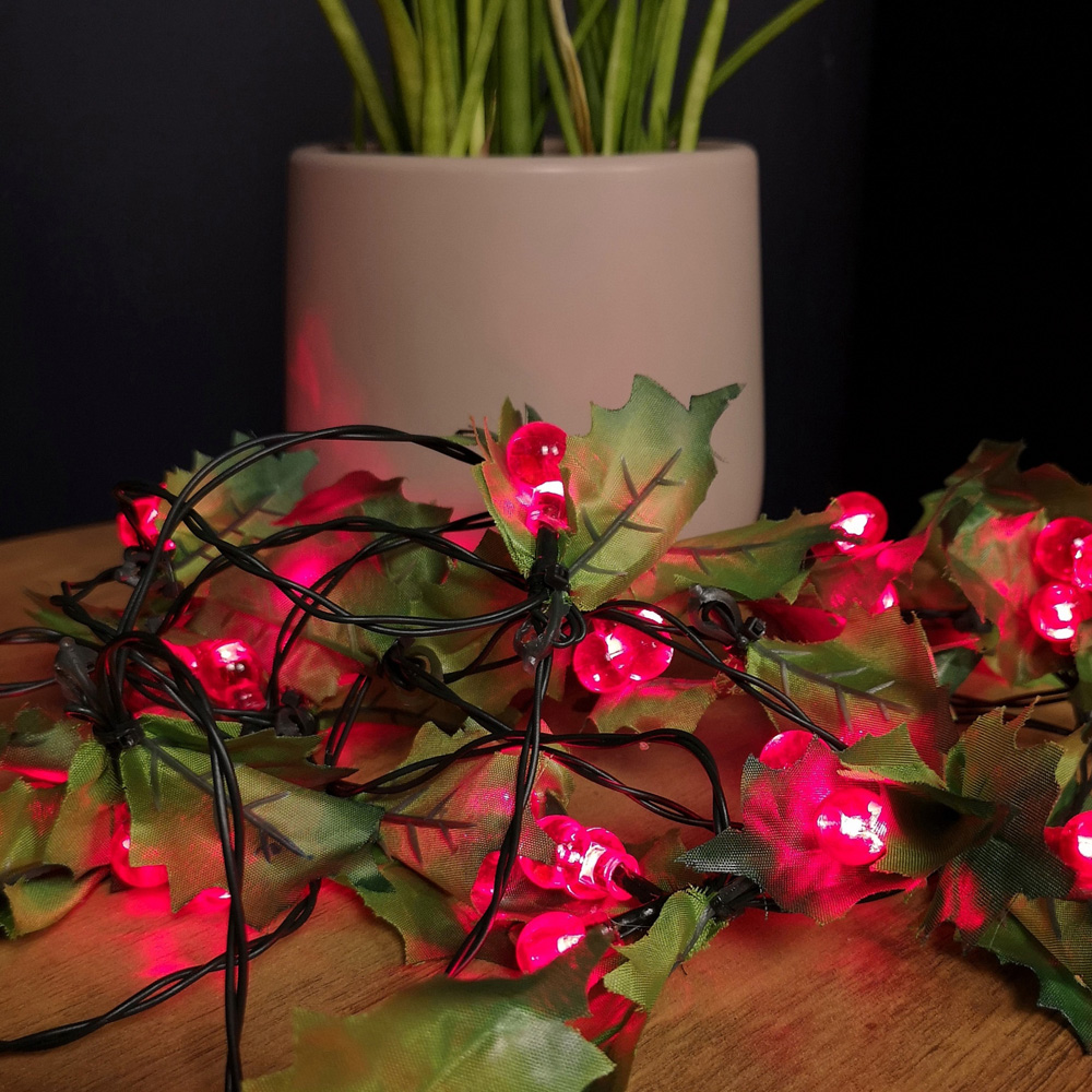 Samuel Alexander 40 Red LED Light Up Holly Christmas Garland with Red Berries 280cm Image 8
