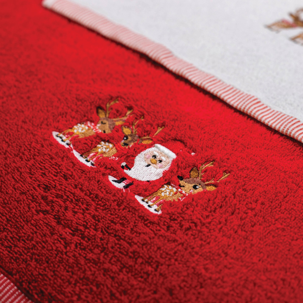 wilko Christmas Santa Cotton Hand and Guest Towel 2 Pack Image 4