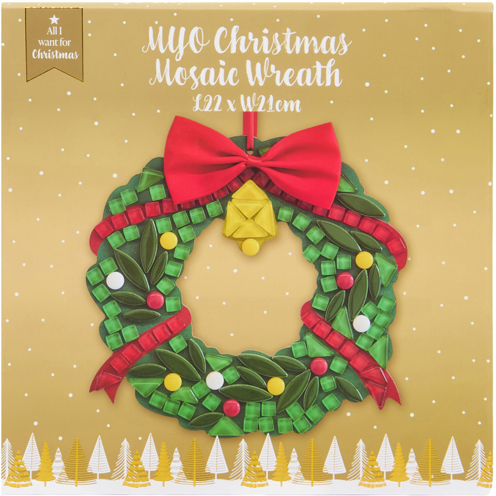 Make Your Own Christmas Mosaic Wreath Image 1