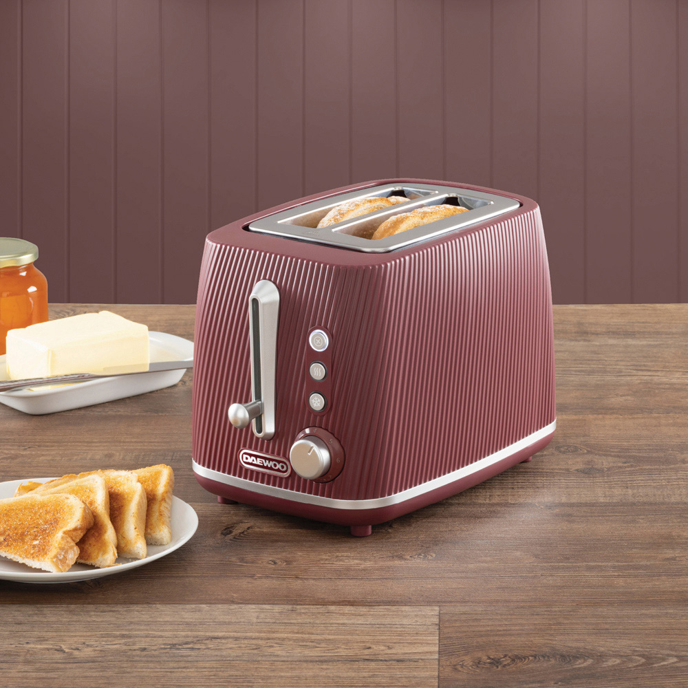 Daewoo SDA2778 Cascade Ruby Textured 2 Slice Toaster Image 2