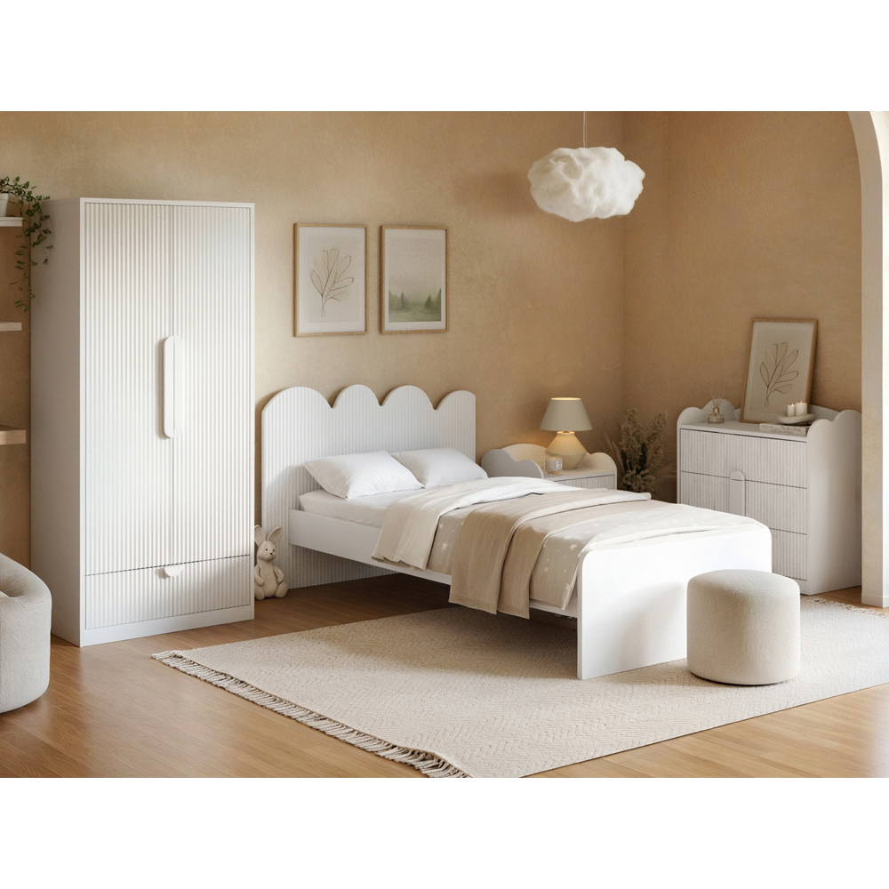 Flair Calista White 3 Drawer Ribbed Chest of Drawers Image 6