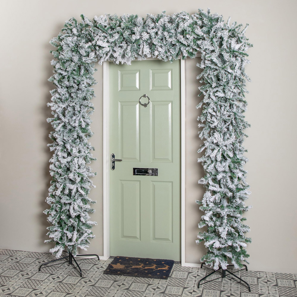 Samuel Alexander Single Door Snow Flocked Christmas Tree Flat Top Arch with 2000 Tips 8ft Image 2