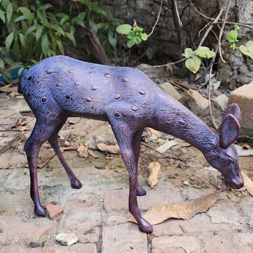 Inspirational Gifting 2 Piece Stag and Doe Deer Cast Aluminium Garden Ornament Set Medium Image 7