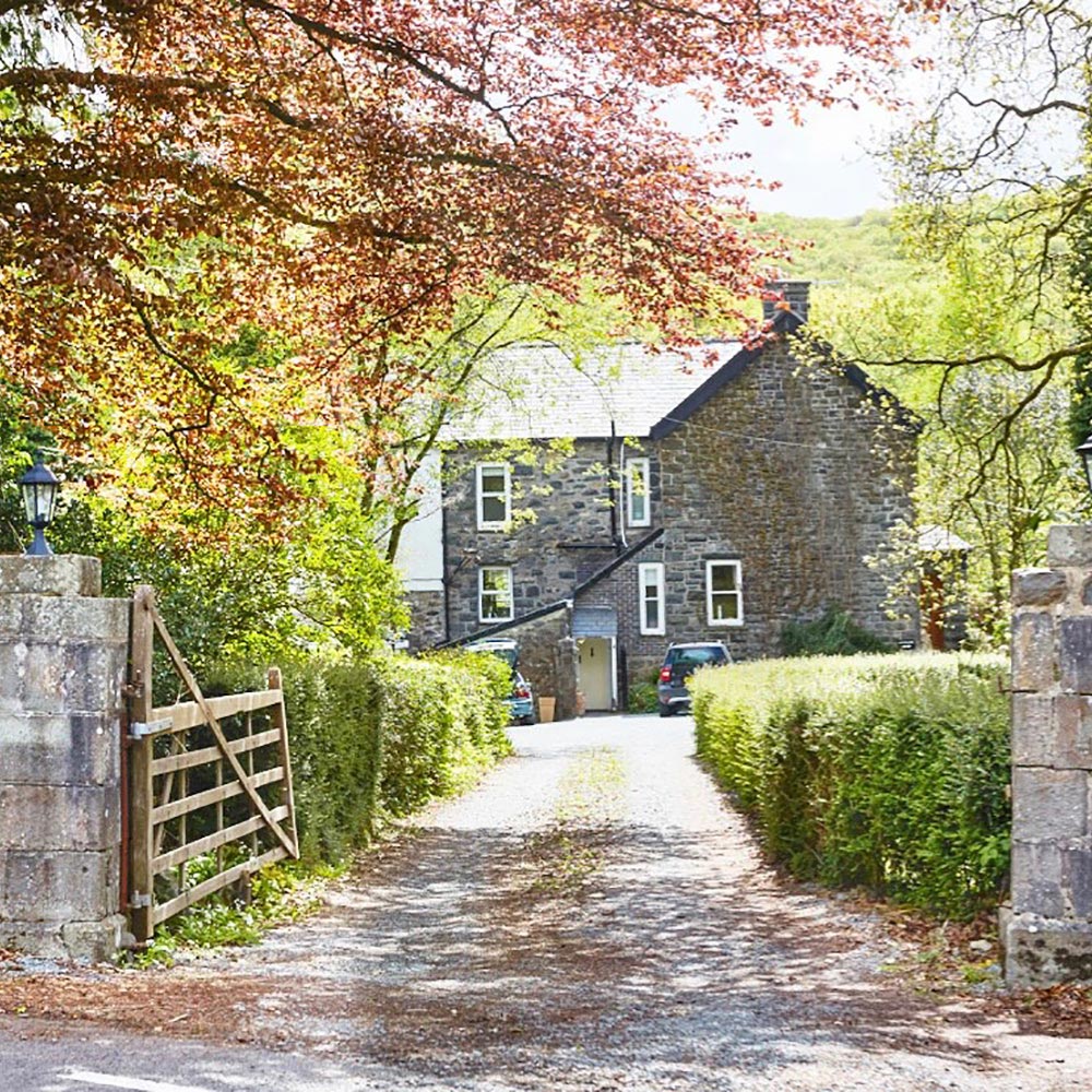 Activity Superstore 2 Night Getaway and Afternoon Tea Gift Experience Image 5