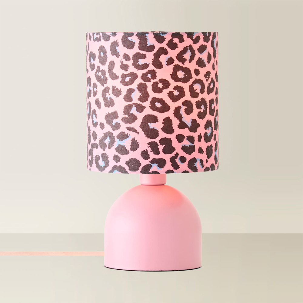 ValueLights Miley Leopard Print Shade Pink LED Table Lamp with Bulb Image 4