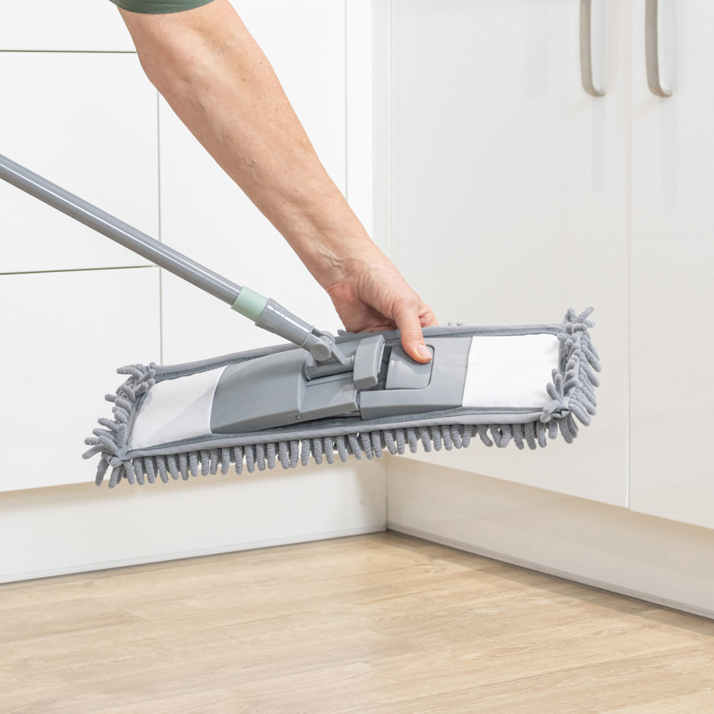 JVL Cleaning Grey Extendable Chenille Mop Image 2