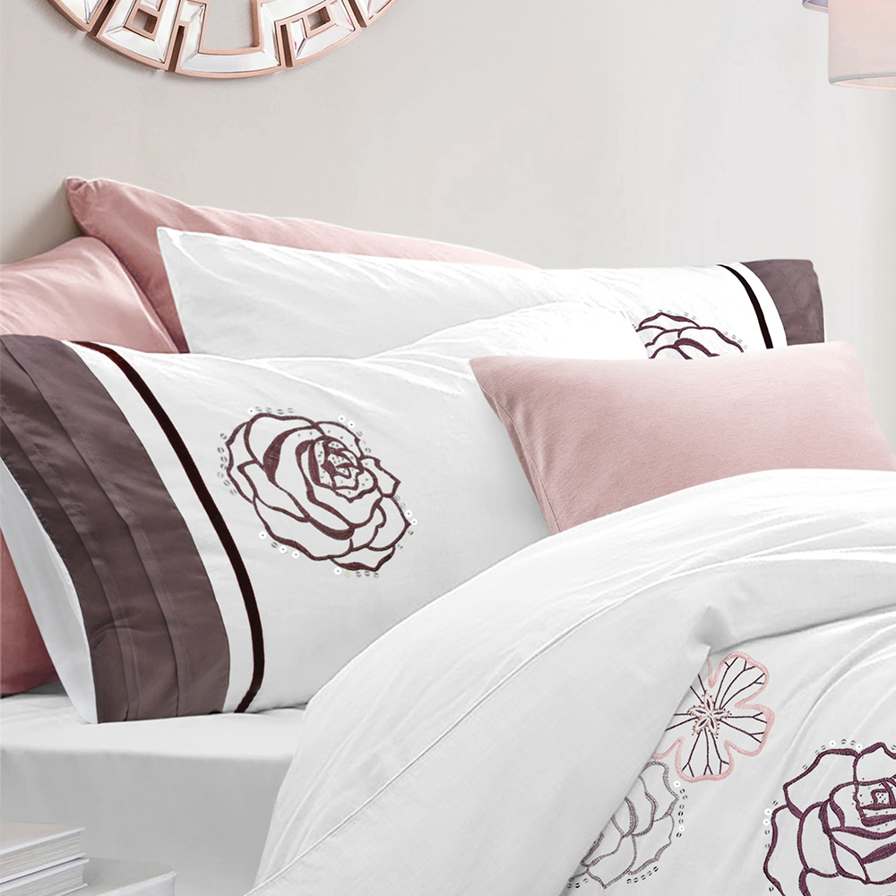 Intimates Florentine King Size Duvet Set Image 4
