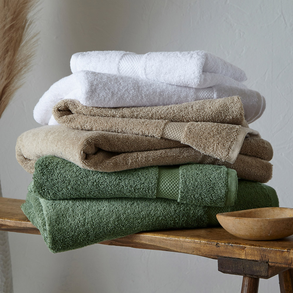 Yard Loft Combed Cotton Oatmeal Towel Bundle with Bath Sheets Set of 7 Image 5