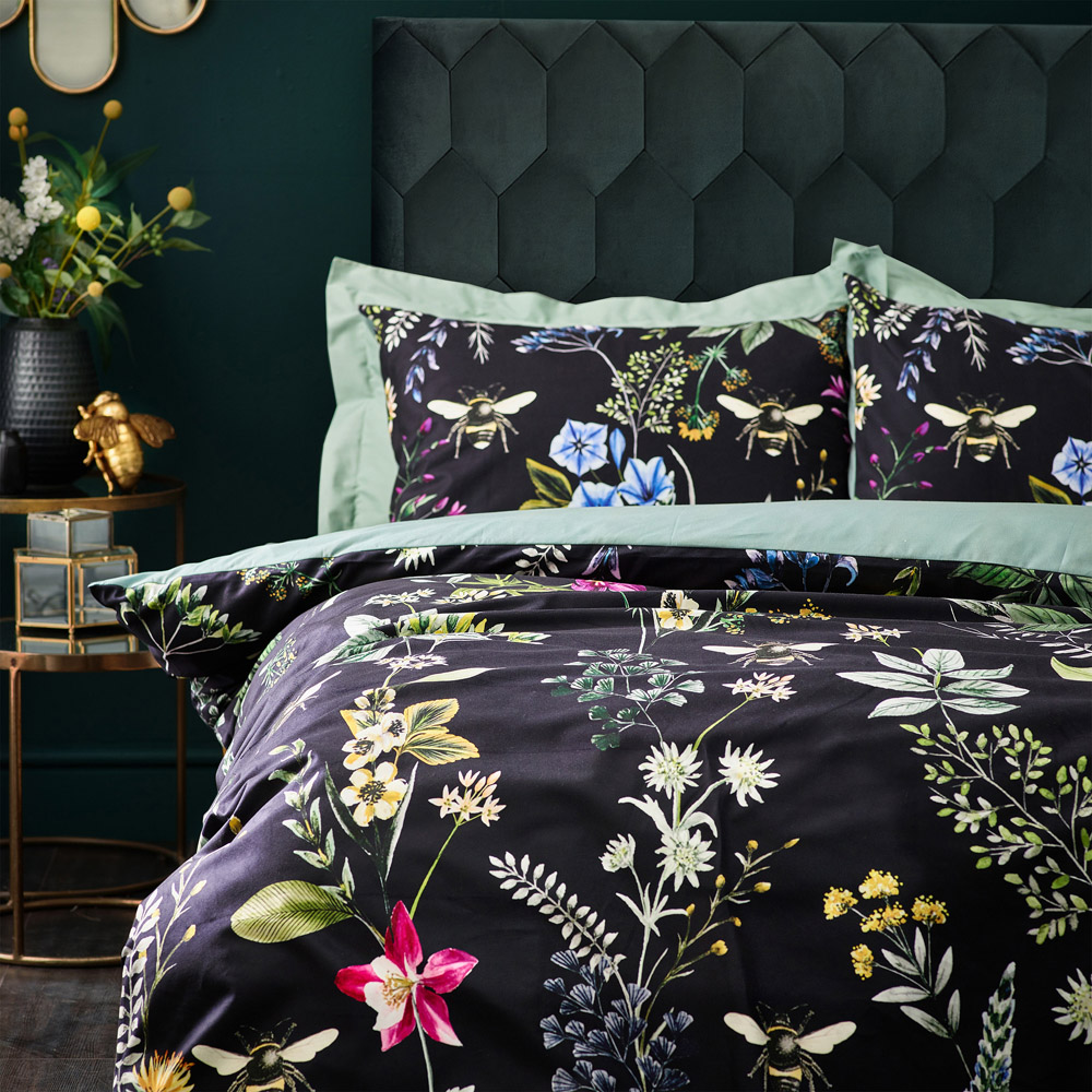 Wylder Midnightbee Single Black Floral Velvet Duvet Cover Set Image 4