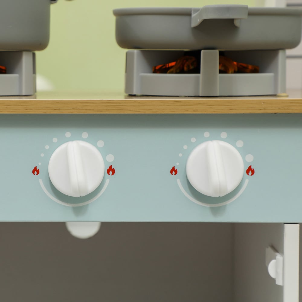 Tommy Toys White and Blue Toy Kitchen Set Image 3