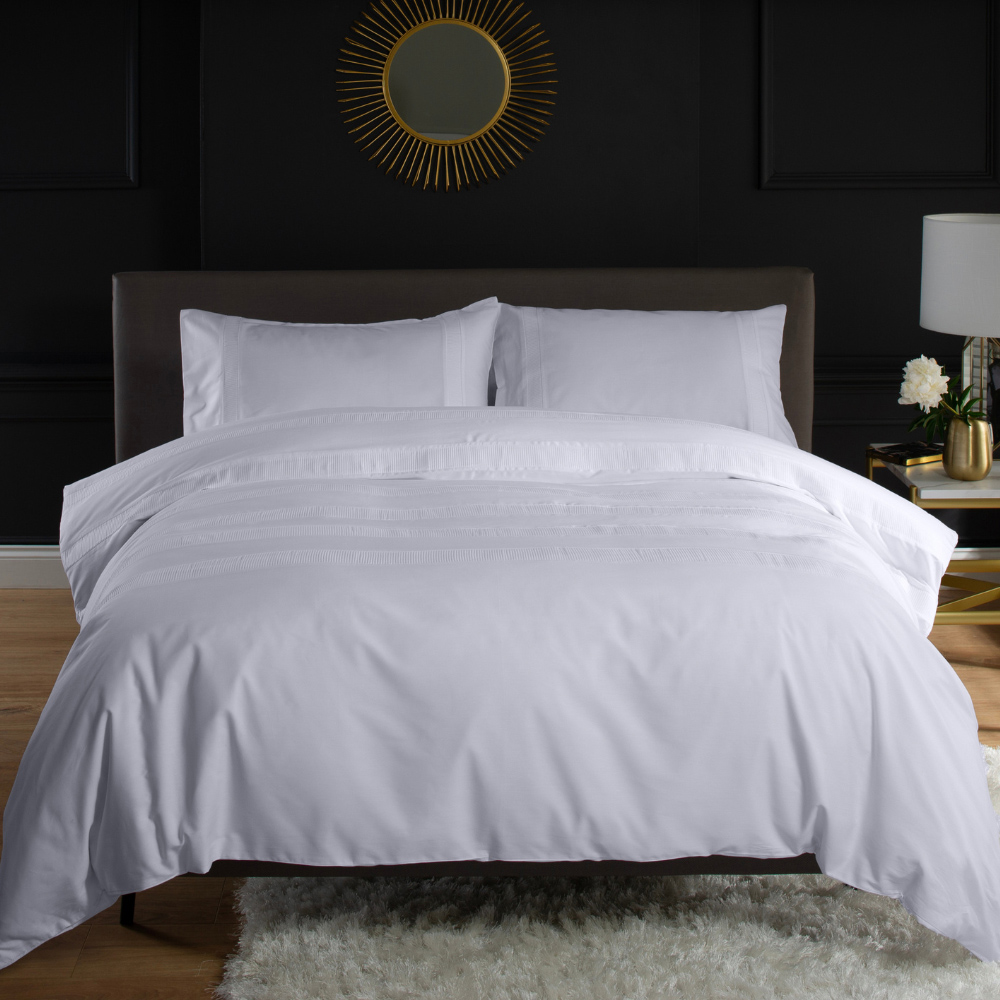 The Lyndon Company Marseilles Double 200 Thread Count Duvet Set Image 1