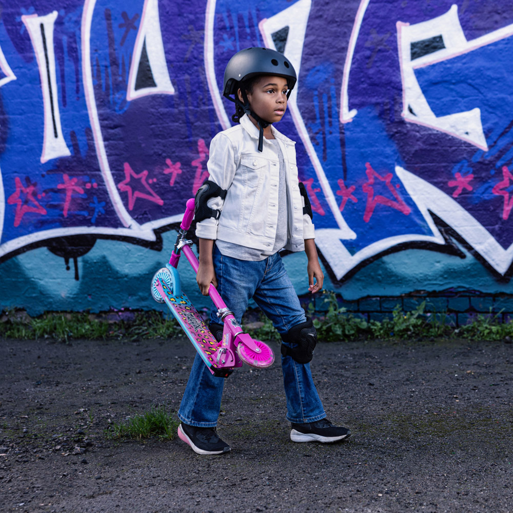 Xootz Pink Wild Rider LED Scooter Image 2