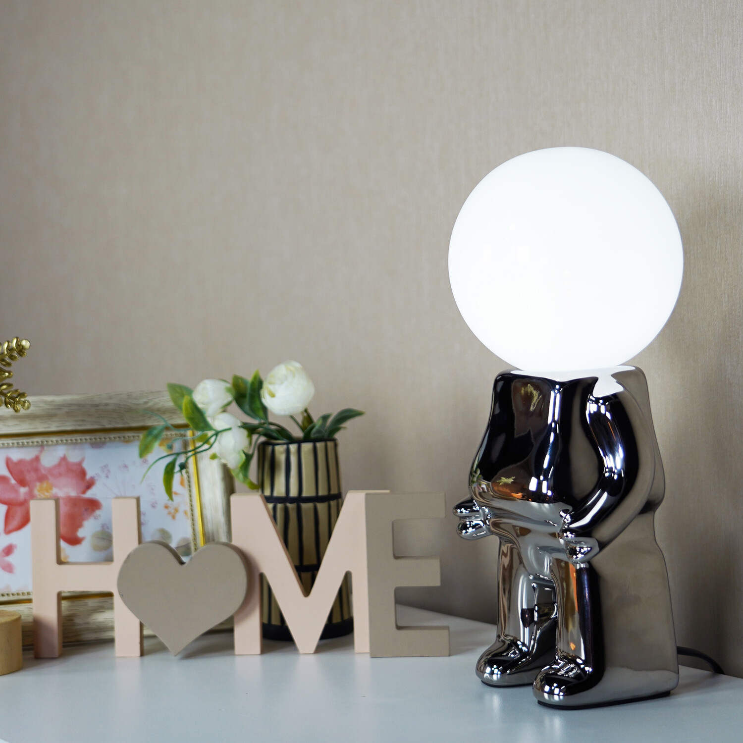 Astronaut Table Lamp - Silver Image 3