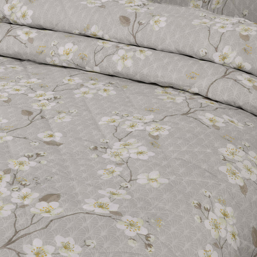 Velosso Single Cherry Blossom Bedspread Set Image 3