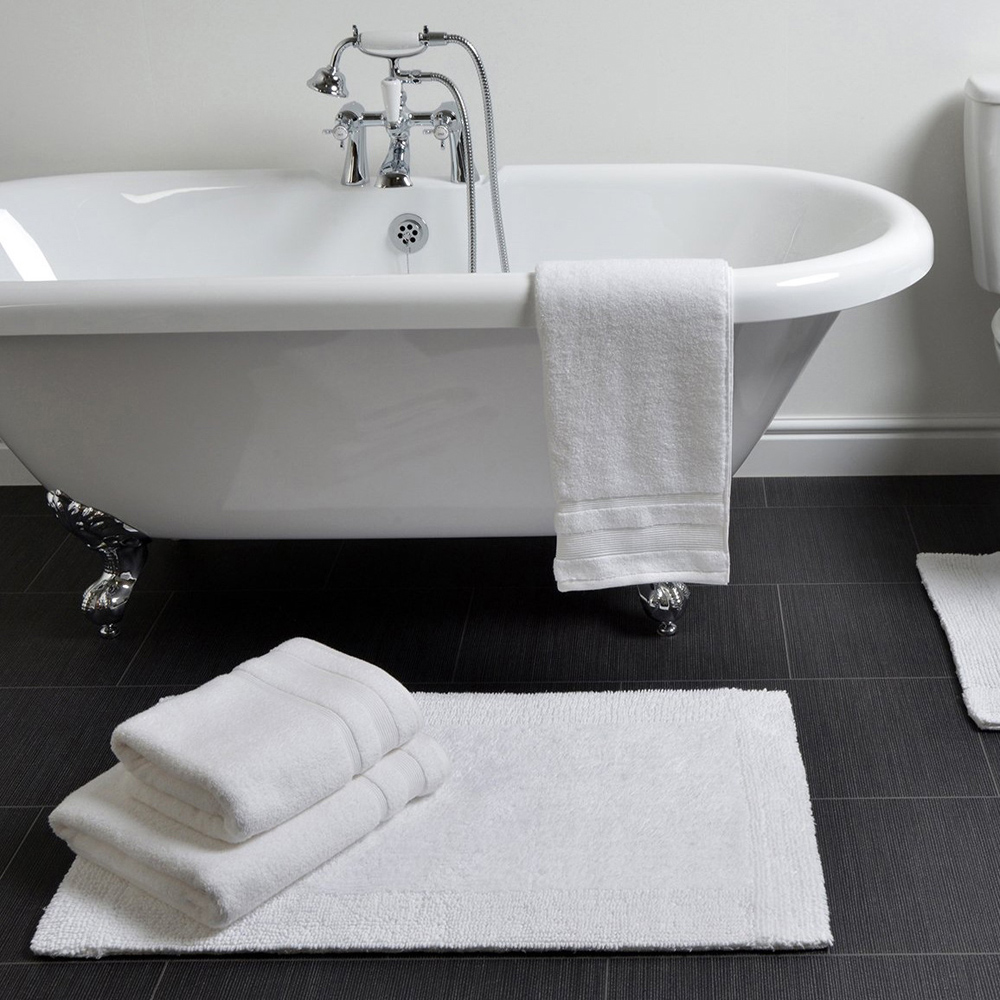 Allure Bath Fashions Elegance White Reversible Bath Mat 53 x 85cm Image 2