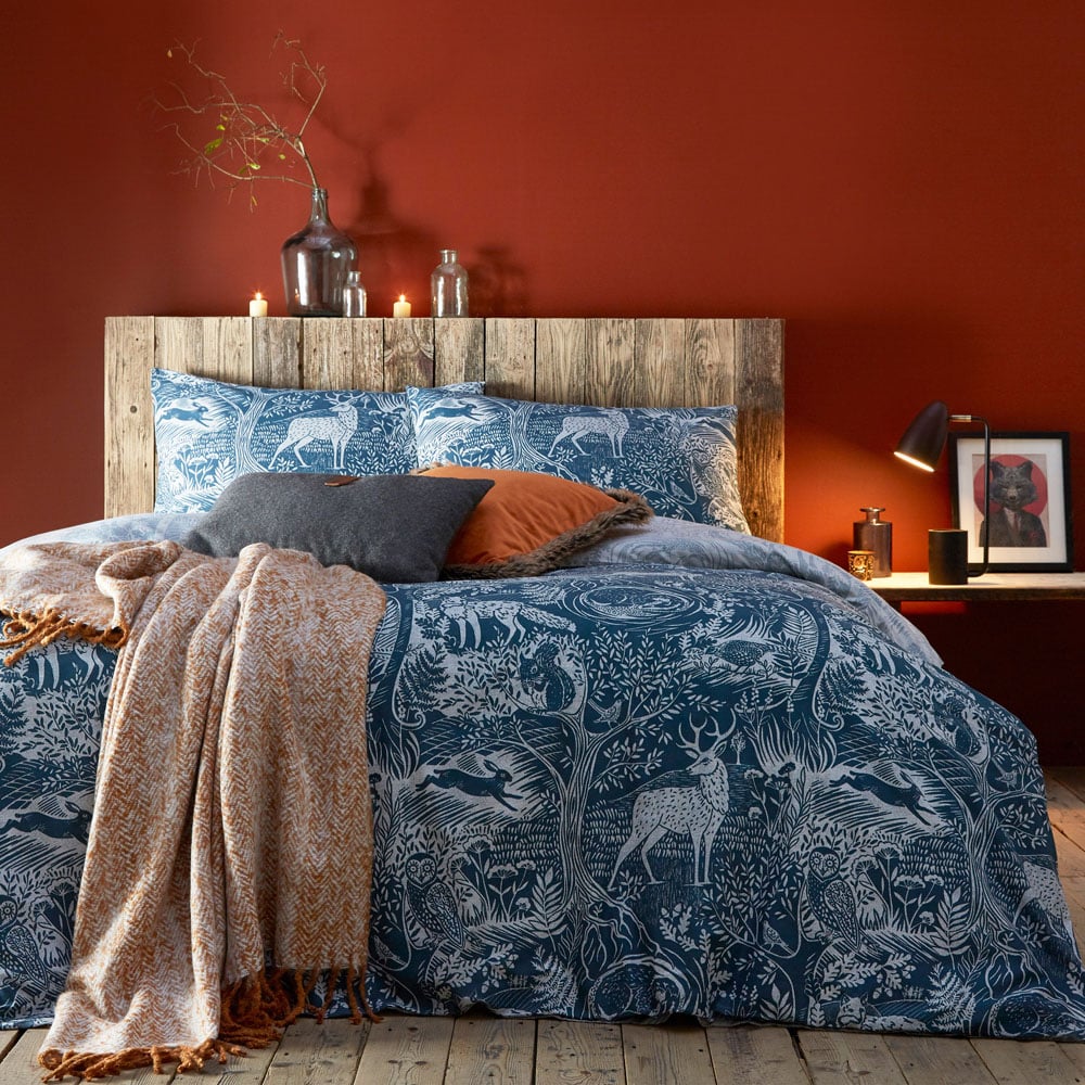 furn. Winter Woods Double Midnight Blue Duvet Set Image 1