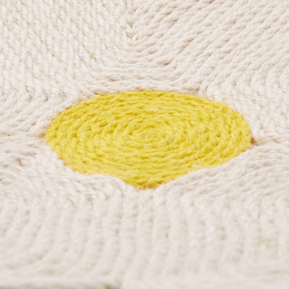 H&O Direct Lounger Design Curved Sisal Cat Scratching Pad Image 5