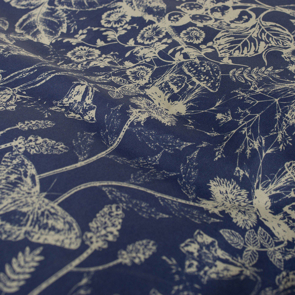 Deyongs Secret Garden Single Navy Duvet Set Image 3