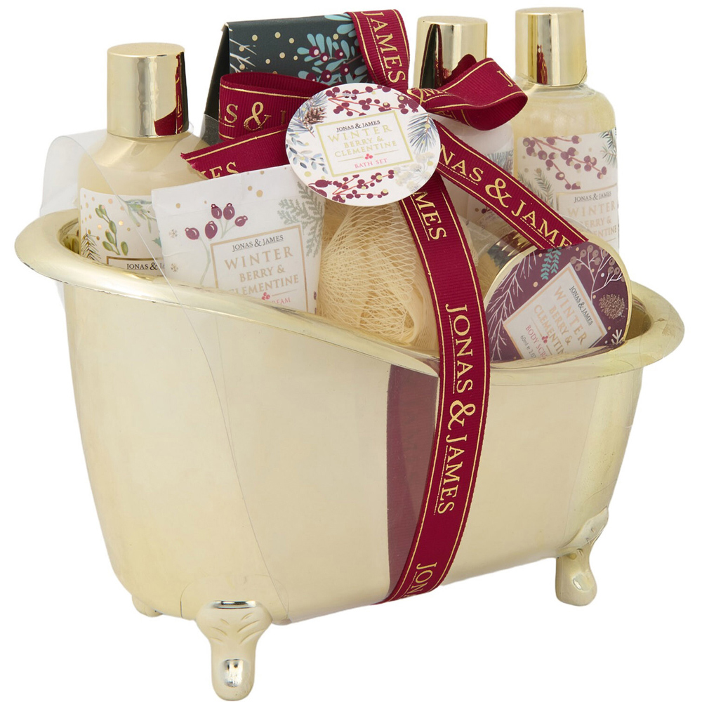 Winter Berry and Clementine Bathing Gift Set Image 3