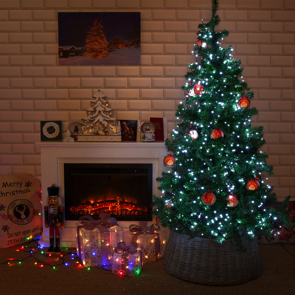 The Christmas Workshop 960 White LED Cluster String Light Image 4