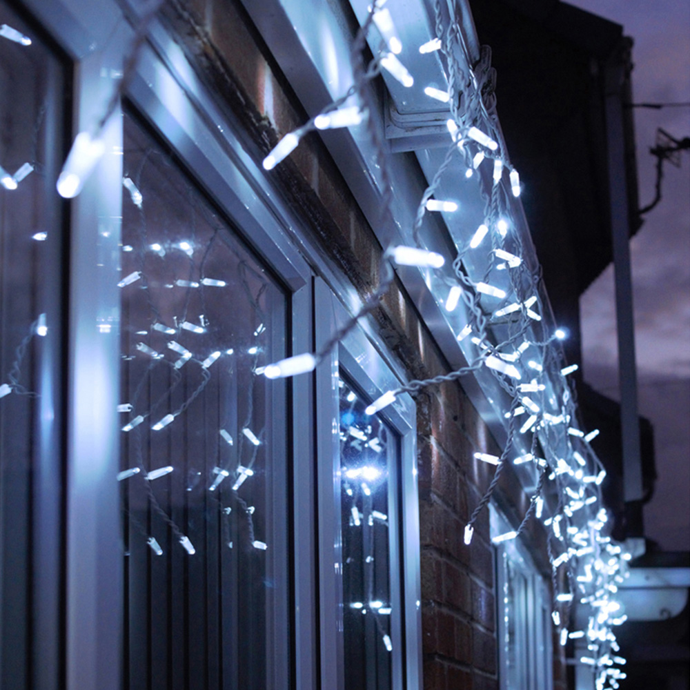 Eagle Connect 240 Cool White LED White Icicle Light 9m Image 1