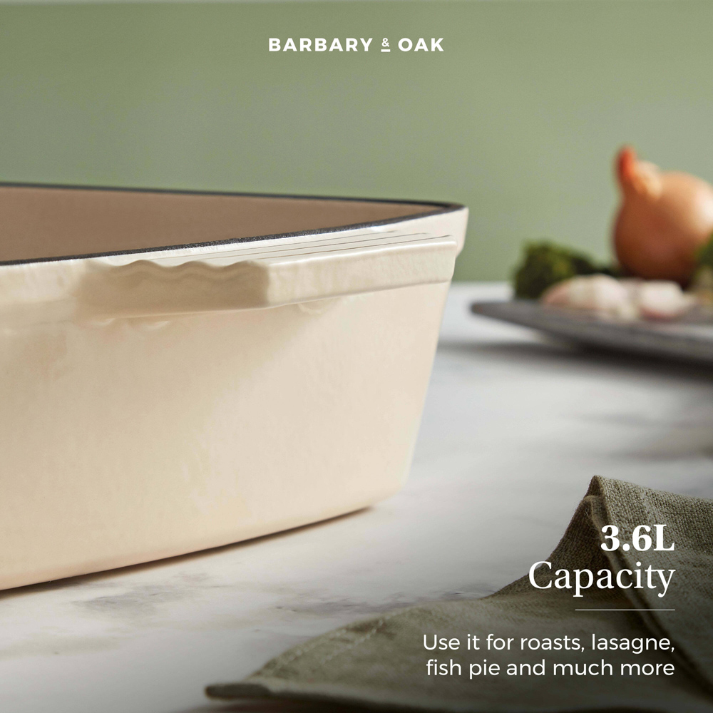 Barbary & Oak 39cm Camembert Cream Cast Iron Roaster Image 8