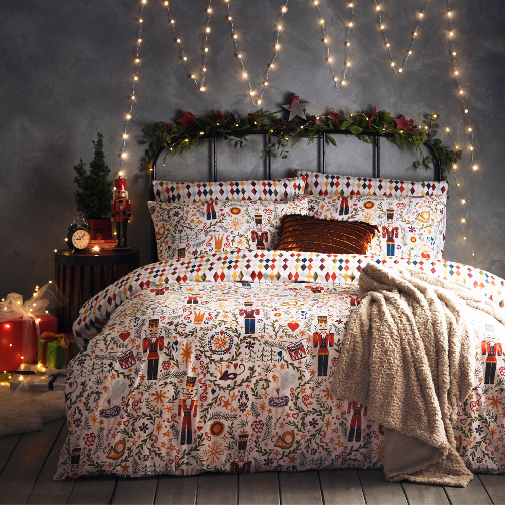 furn. Nutcracker Double White Duvet Set Image 1