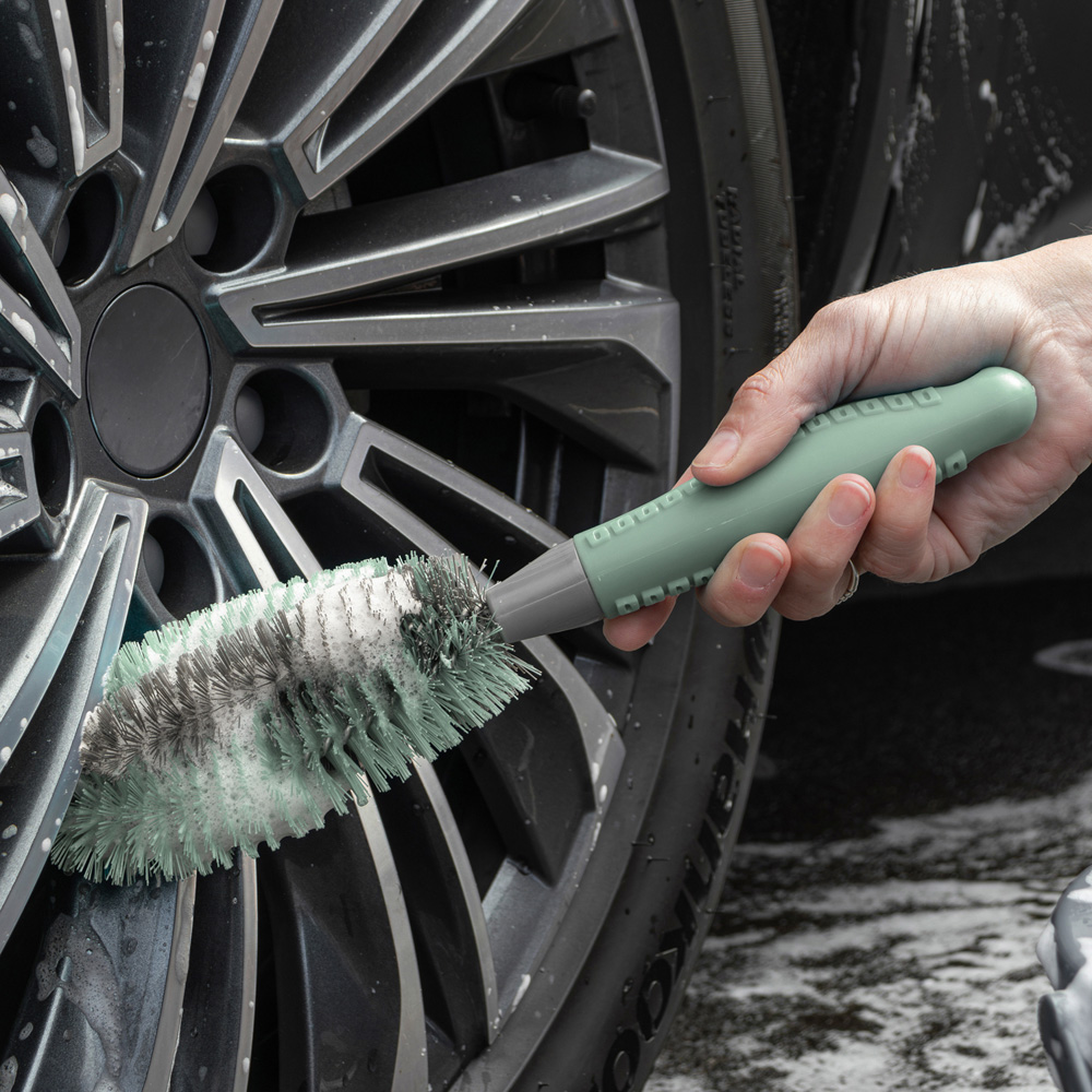 JVL Cleaning Green Loop Brush Image 2