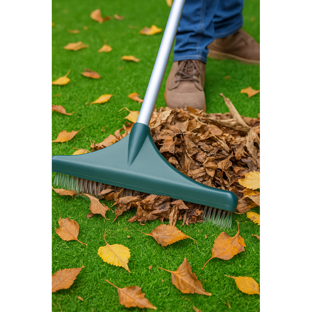 Avilo Artificial Grass Rake Image 5