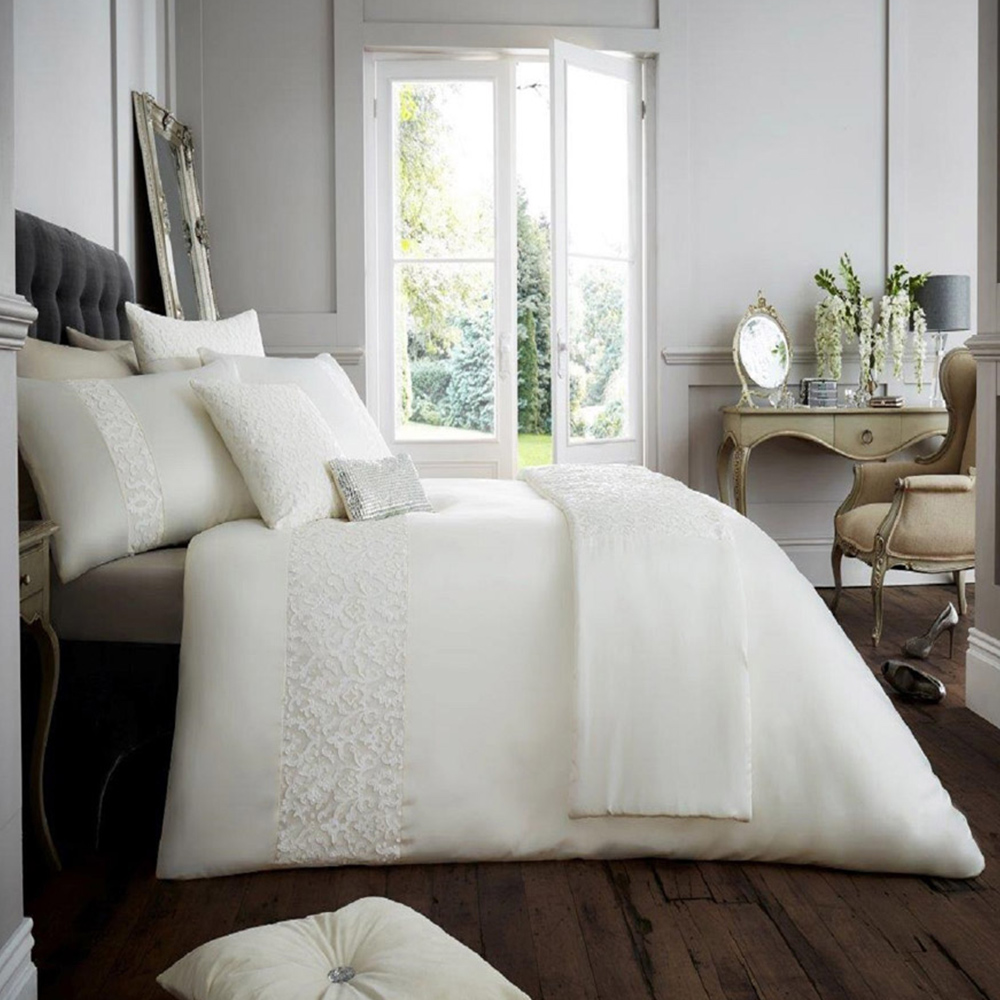 Smart Living Double Cream Venice Duvet Cover Set Image 1