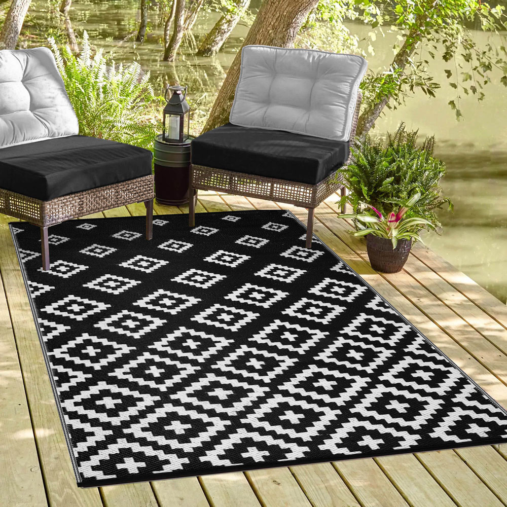 Green Decore Bettina Black and White Outdoor Rug 120 x 180cm Image 5